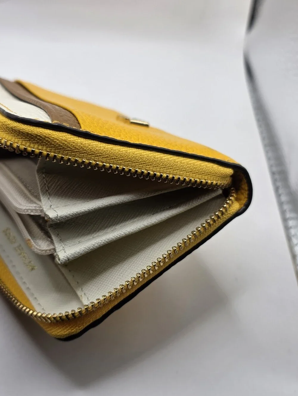 Michael Kors Colorblock Card Holder